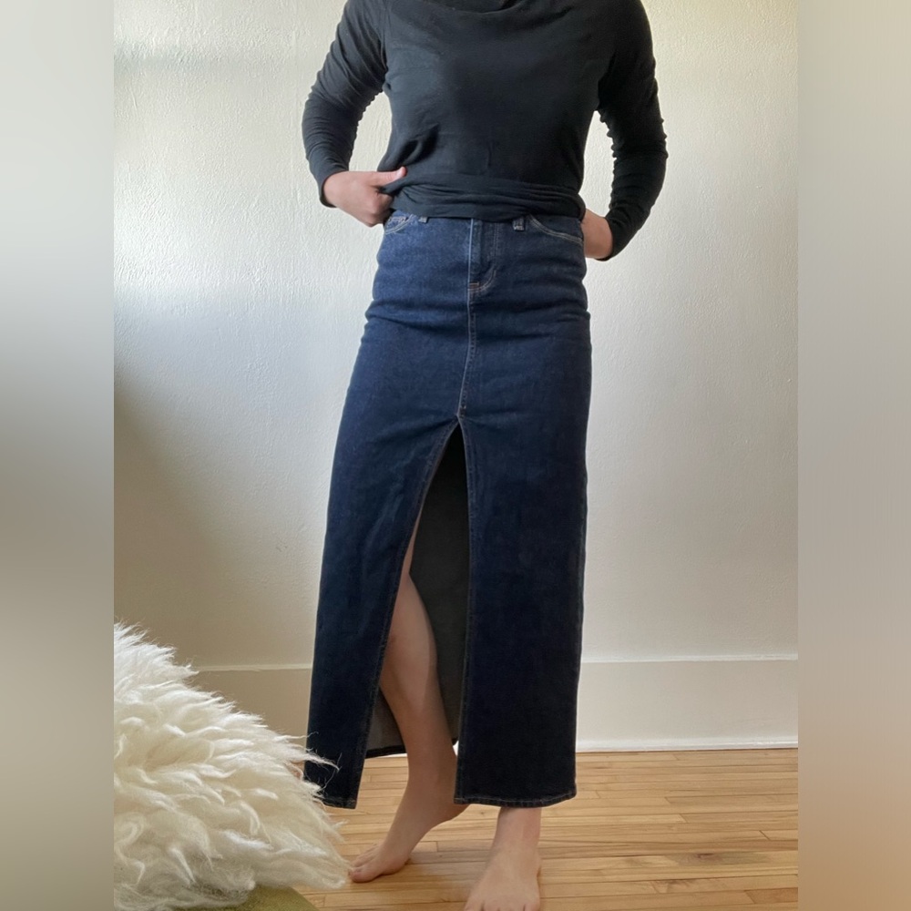 GAP Vintage Dark Wash Jean Skirt - Picture 6 of 10